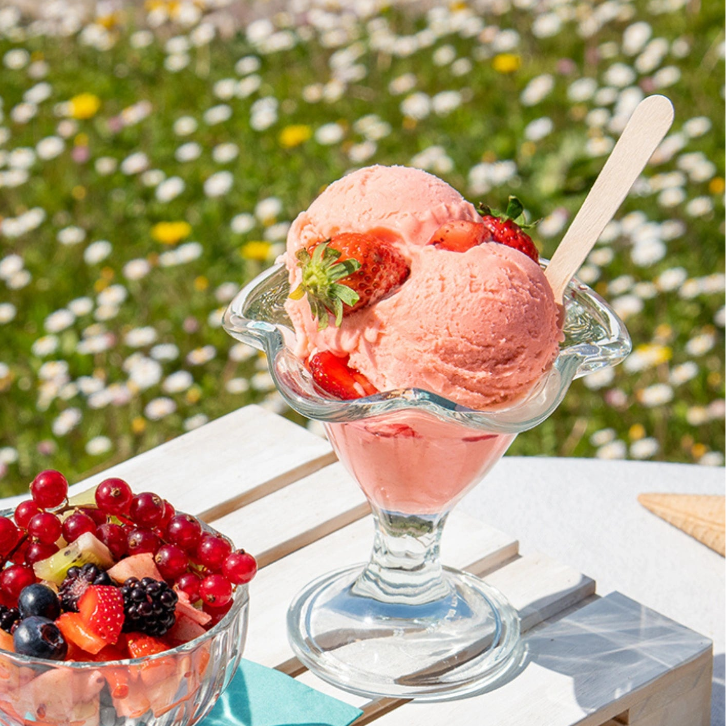 Primavera 8 oz. Glass Footed Dessert Bowl