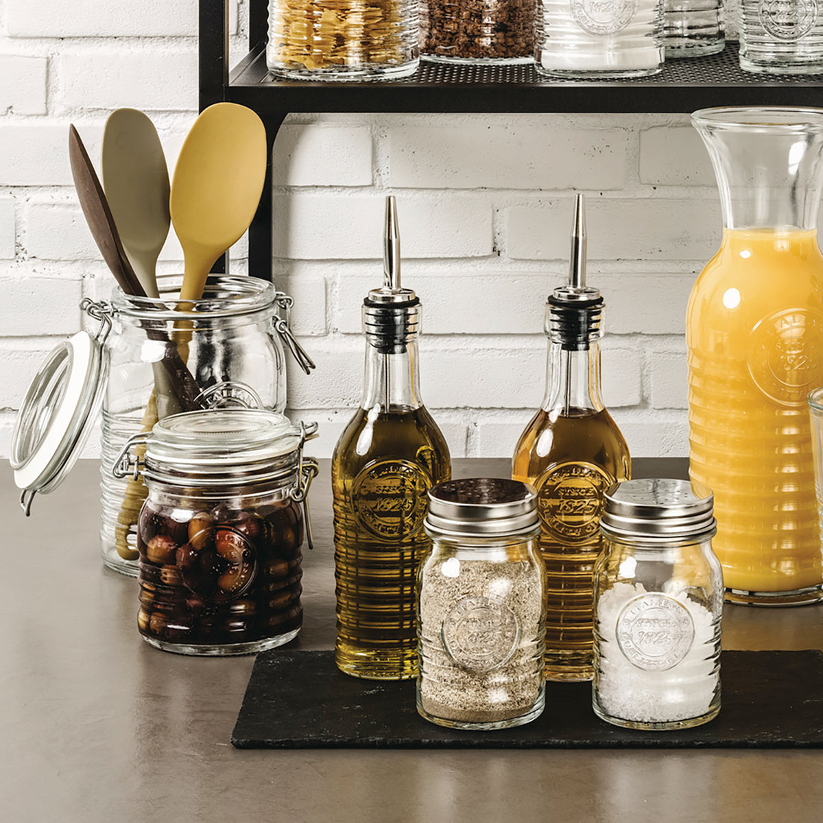 Officina 1825 9 oz. Bottle with Pourer Stopper